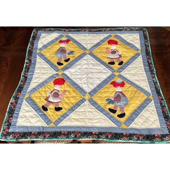Handmade Hand Sewn Raggedy Ann and Andy Baby Crib Quilt 46x46 Made In 2004 - Picture 3 of 12